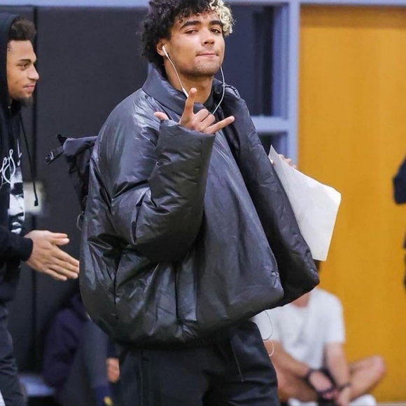 (SOLD) YEEZY x GAP Round Jacket Black - Picture 4 of 6